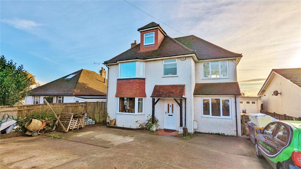 Arundel Road, Worthing, West Sussex, BN13 5 bed detached house for sale