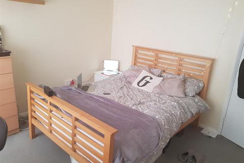 undefined, Beecroft Close, Canterbury