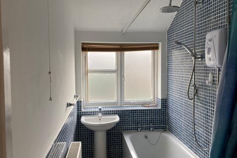 2 bedroom semi-detached house to rent, Cannon Street, St Albans, AL3
