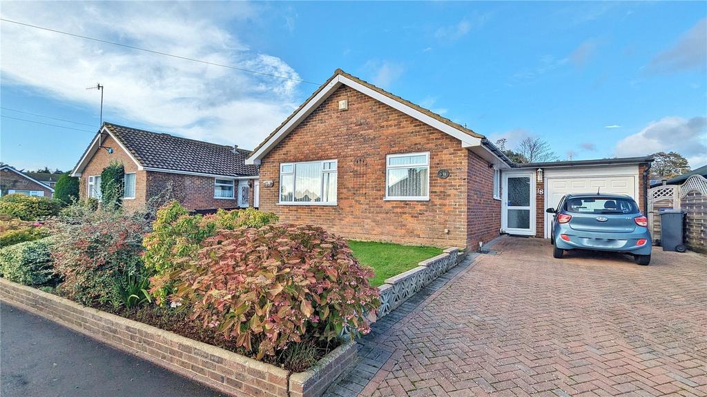 Exmoor Close, Worthing, West Sussex, BN13 2 bed bungalow for sale £450,000