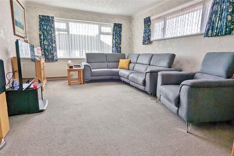 2 bedroom bungalow for sale, Exmoor Close, Worthing, West Sussex, BN13