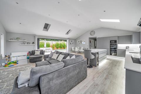 4 bedroom bungalow for sale, Smugglers Wood Road, Christchurch, Dorset, BH23