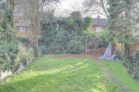 93 Grove Road, Emmer Green, Reading, RG4 8LW