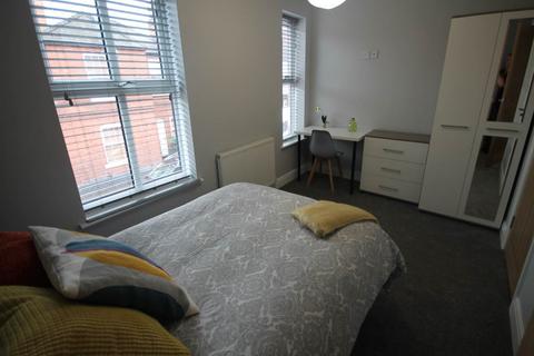 6 bedroom house share to rent - Markeaton Street, Derby,