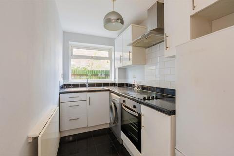 120b Dedworth Road, Windsor, SL4 5BD