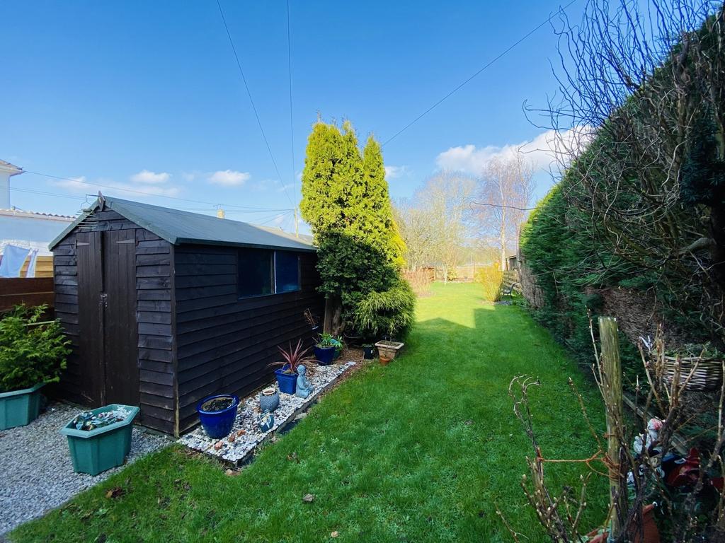 7 Oakwell Road, Castle Douglas, DG7 1JT 3 bed property for sale £145,000