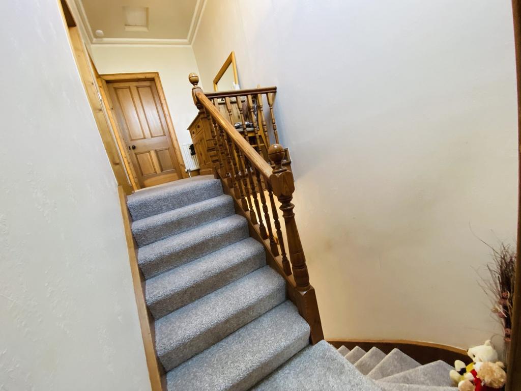 7 Oakwell Road, Castle Douglas, DG7 1 JT - Braidwoo