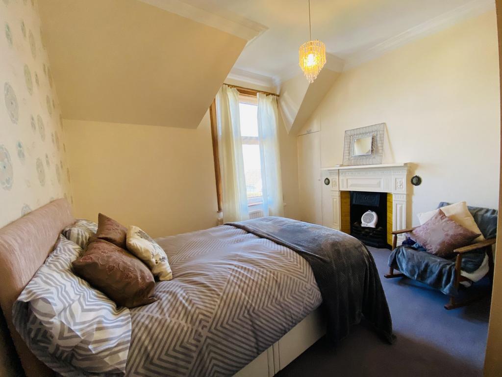 7 Oakwell Road, Castle Douglas, DG7 1 JT - Braidwoo