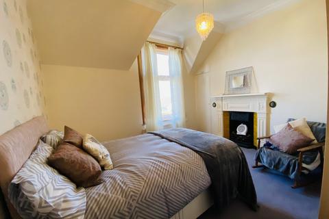 7 Oakwell Road, Castle Douglas, DG7 1JT
