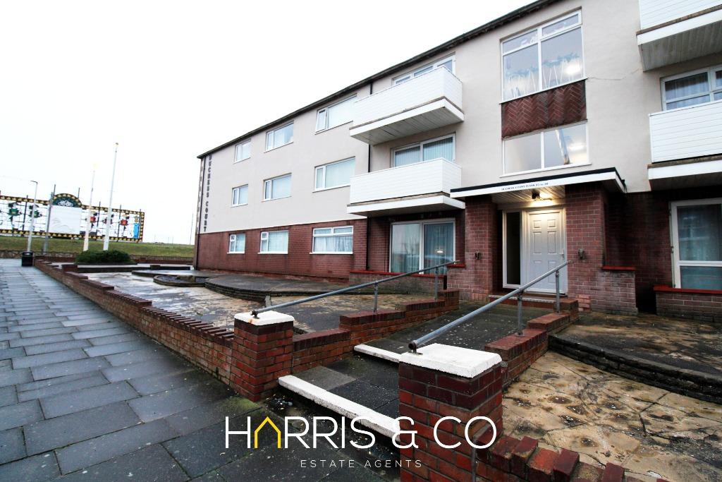 Duchess Drive, Blackpool, FY2 2 bed flat to rent £650 pcm (£150 pw)