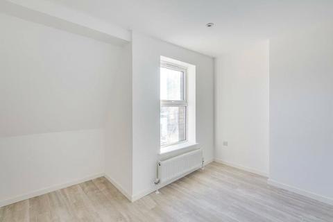 1 bedroom apartment to rent, Fortune Green Road, London, NW6