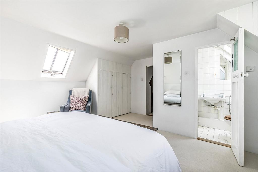 Bedroom To En-Suite