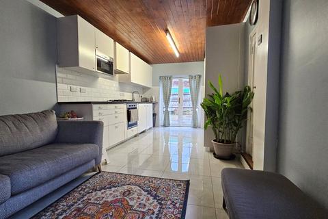 41 Jutland Road, London, SE6 2DQ