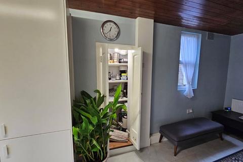 41 Jutland Road, London, SE6 2DQ