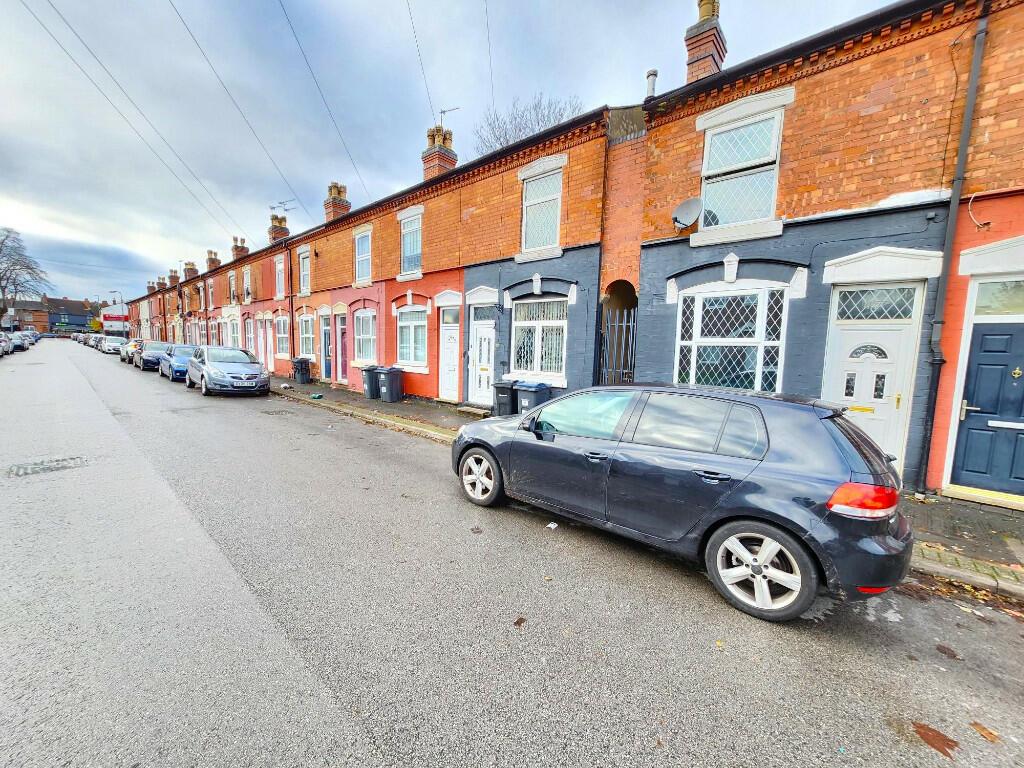 2 Bedroom Terraced House Available to Let