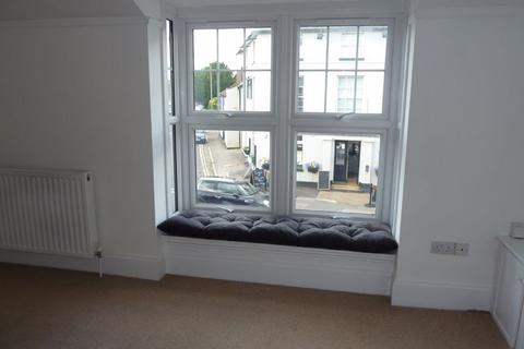 1 bedroom apartment to rent, Walton Road, West Molesey