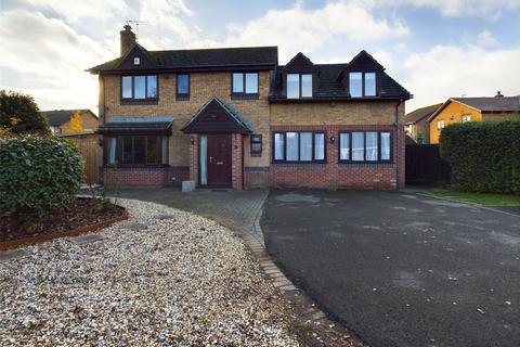 12 Faldo Close, Abbeymead, Gloucester, GL4 5BN
