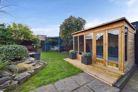 12 Faldo Close, Abbeymead, Gloucester, GL4 5BN