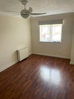 1 bedroom apartment to rent, Hassenbrook Road, Stanford-le-Hope, Essex, SS17