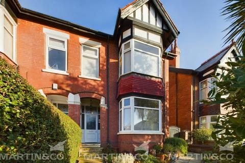 undefined, Flat 5, 7 Balmoral Road