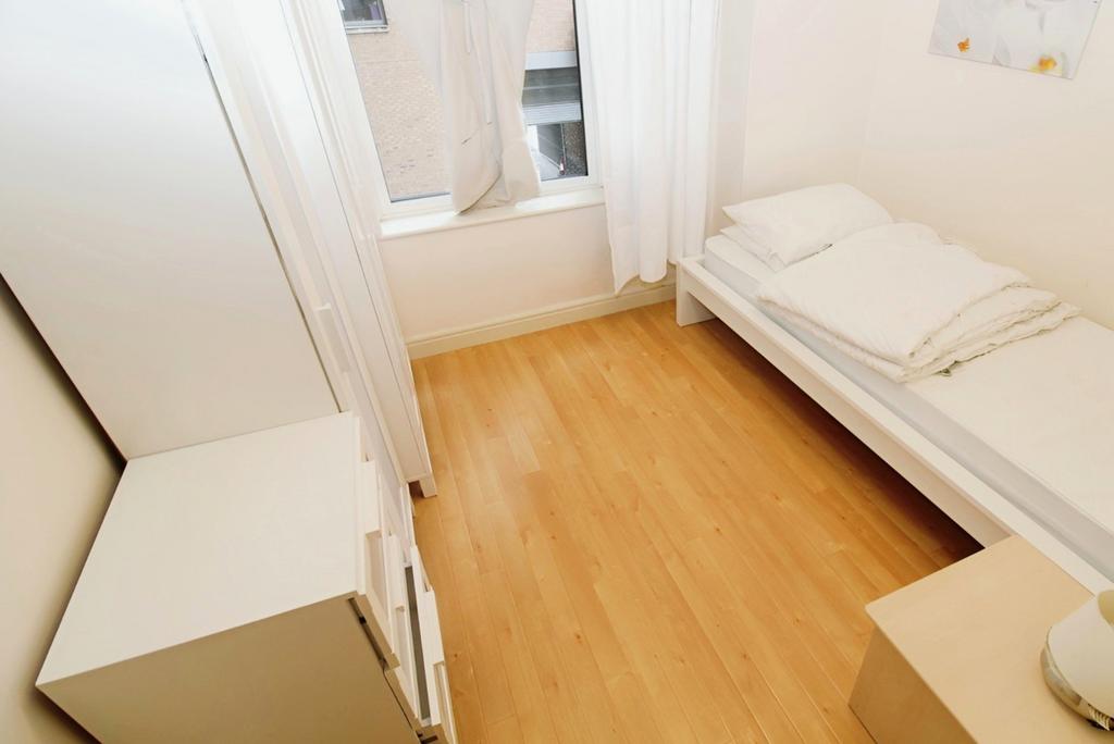 Picture No. 25
