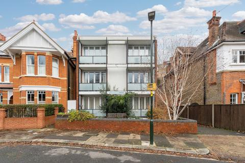 4, Cleveland Court Spring Grove Road, Richmond, TW10 6EJ