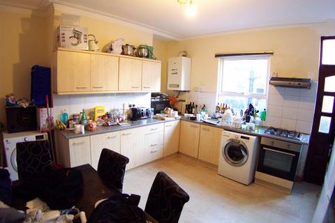 4 bedroom terraced house for sale, Newport Mount, Headingley, Leeds