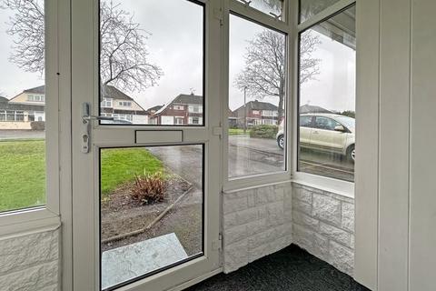 3 bedroom semi-detached house for sale, Wake Green Road, Tipton