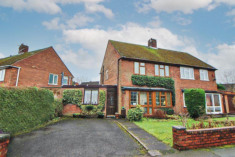 Norbury Crescent, Wolverhampton, WV4 6DH 3 bed semidetached house for