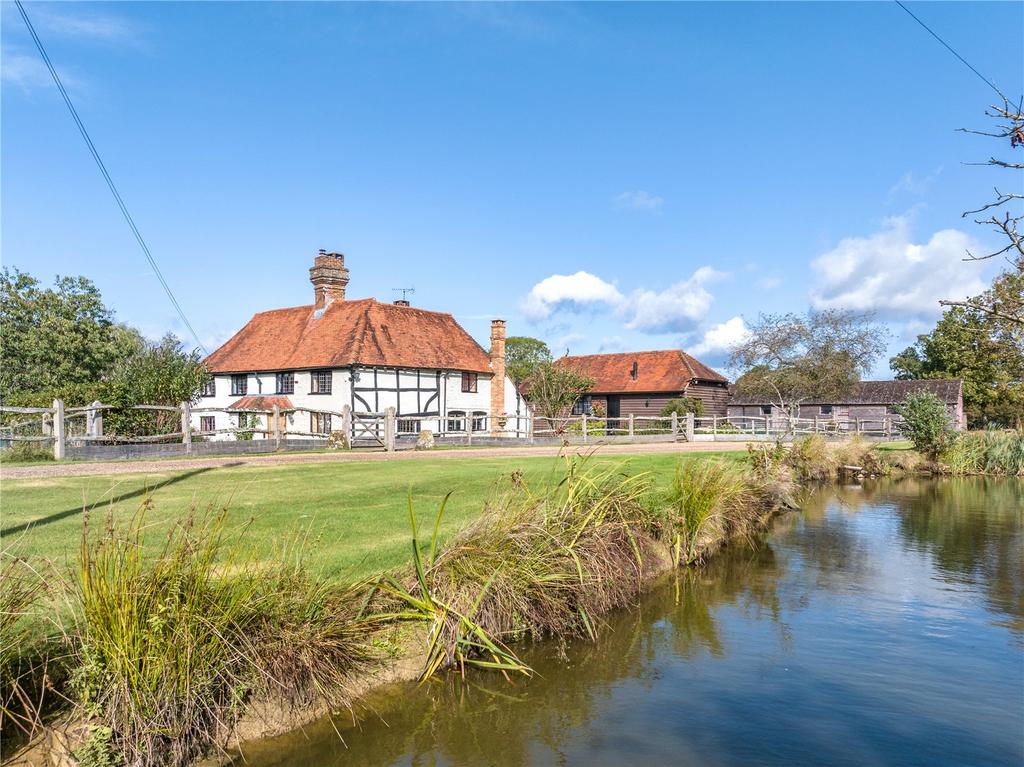Adversane, Billingshurst, West Sussex, RH14 4 bed equestrian property