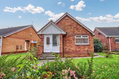 2 bedroom bungalow for sale, Kinloss Walk, Thornaby