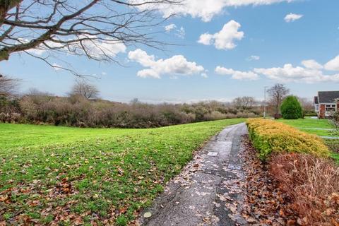 2 bedroom bungalow for sale, Kinloss Walk, Thornaby