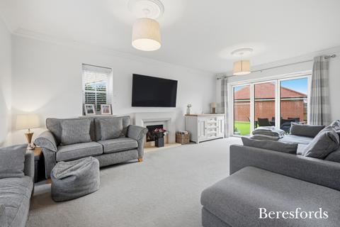 4 bedroom detached house for sale, Bowyers Road, Dunmow, CM6