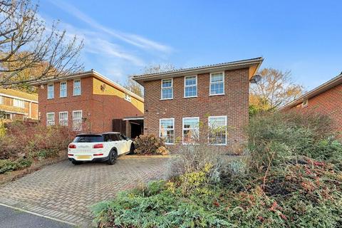 4 bedroom detached house for sale, Whimbrel Close, Sanderstead, Surrey, CR2 0RW