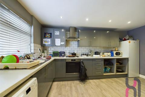 1 Castlewell, Whiston, Prescot, L35 2YS
