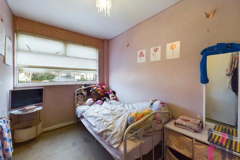 1 Castlewell, Whiston, Prescot, L35 2YS
