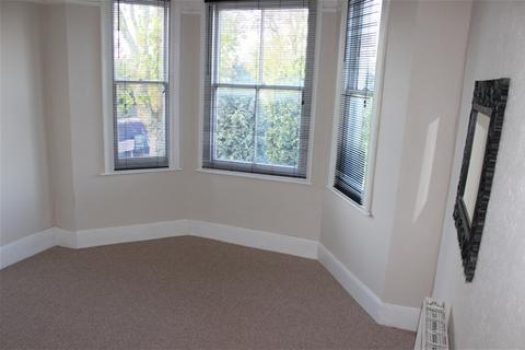 Studio to rent - Inchmery Road, Catford