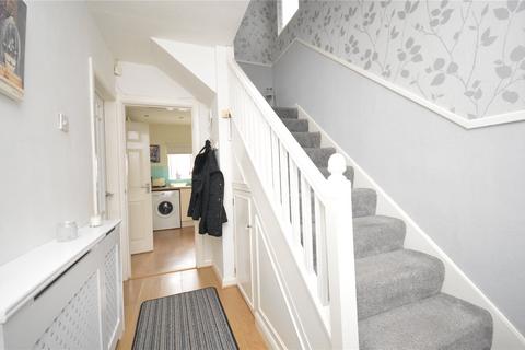 3 bedroom detached house for sale - Grovehall Drive, Leeds, West Yorkshire
