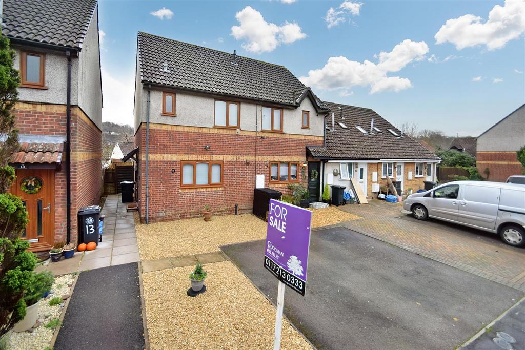 Campbell Farm Drive, Lawrence Weston, Bristol 2 bed house for sale £