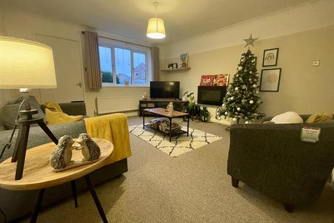 25 Pasture Close, Sherburn In Elmet, Leeds, LS25 6LJ