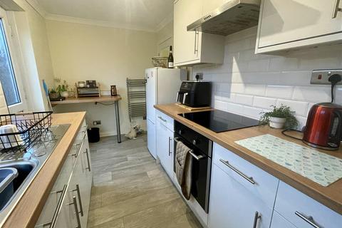25 Pasture Close, Sherburn In Elmet, Leeds, LS25 6LJ