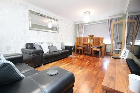 108 Woodland View, West Rainton, Houghton Le Spring, DH4 6RJ