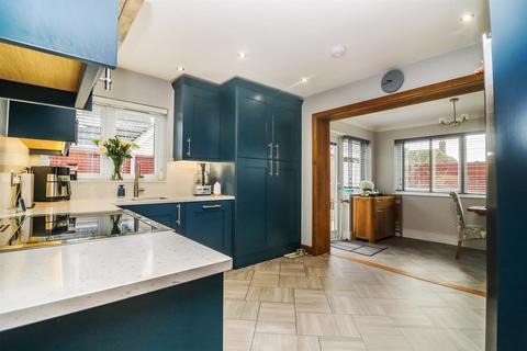 Sunrise Steeple Road, Latchingdon, Chelmsford, CM3 6JX