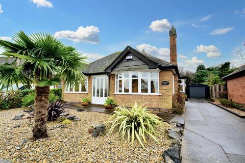 3 bedroom detached bungalow for sale, Valmont Road, Bramcote