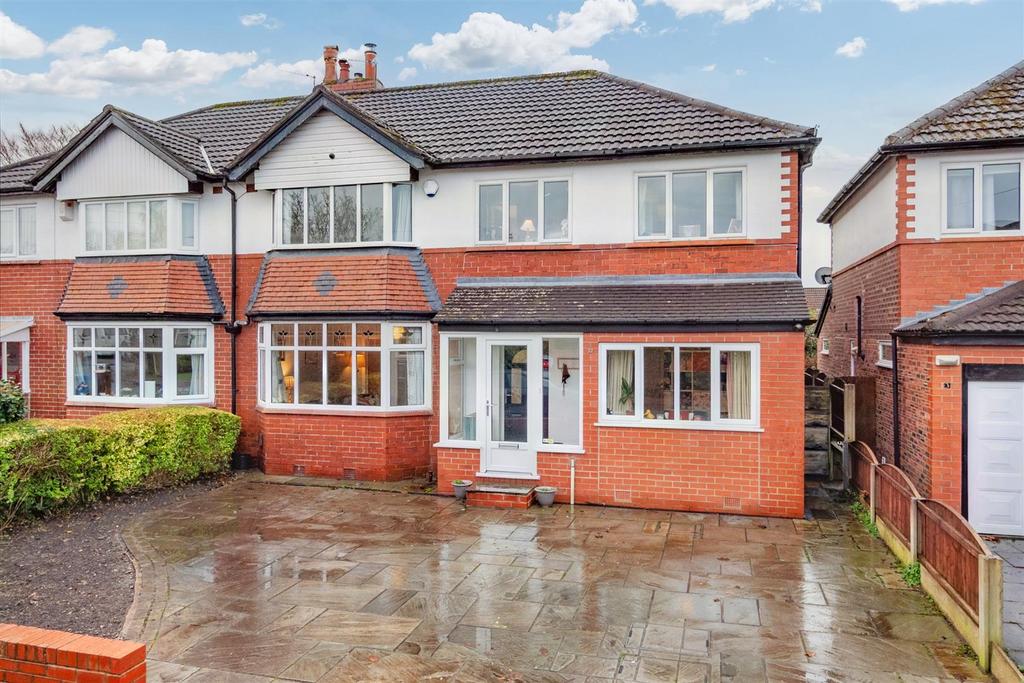 Green Drive, Timperley, Altrincham 5 bed semidetached house for sale