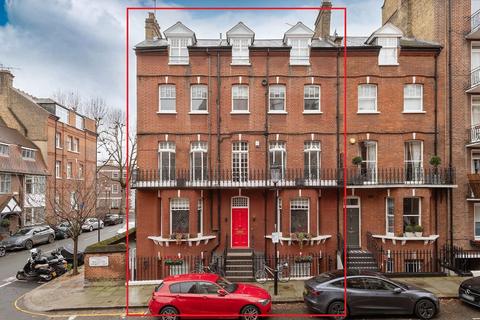 4 bedroom end of terrace house to rent, Ralston Street, Chelsea SW3