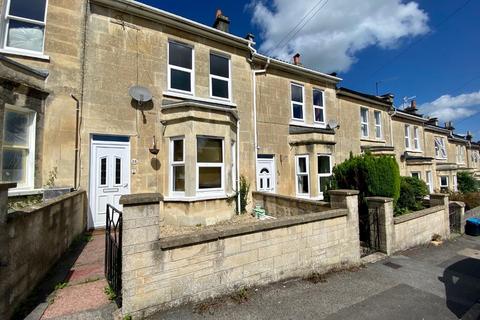 4 bedroom house to rent - Malvern Buildings