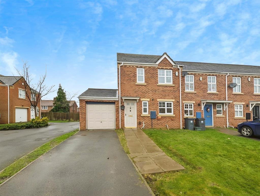 Grangemoor Close, Darlington 3 bed terraced house for sale £115,000