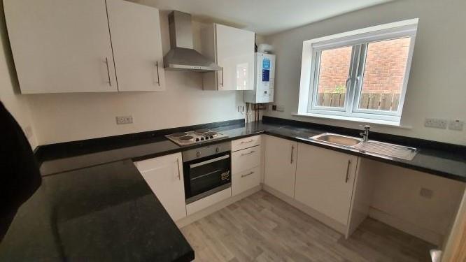 Flat 2 - Kitchen 2 new.jpg