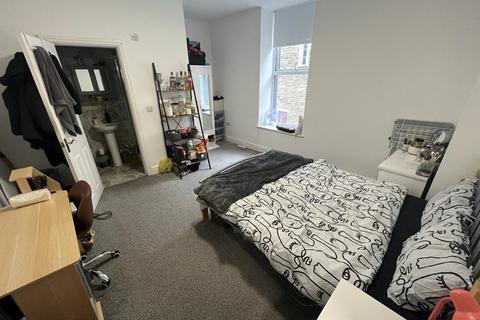 6 bedroom private hall to rent - Church Street, Lancaster LA1